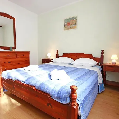 Baras Apartmán *